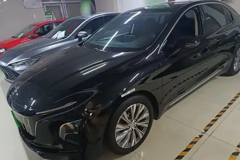 Hongqi E-QM5 2024