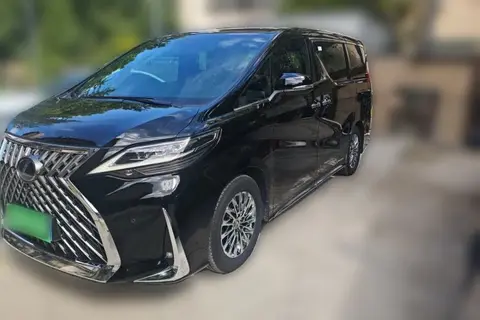 Lexus LM 2020