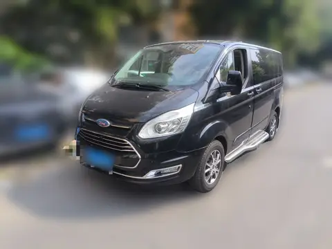 Ford Tourneo Custom 2017