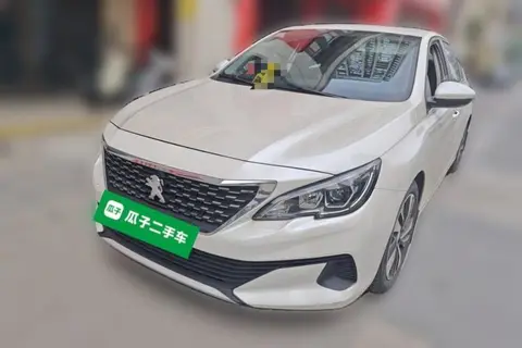 Peugeot 408 2021