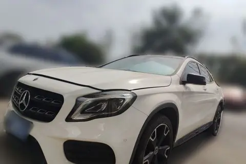Mercedes-Benz GLA 2018
