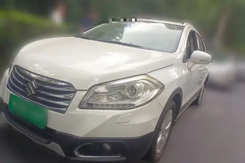Suzuki S-Cross 2014